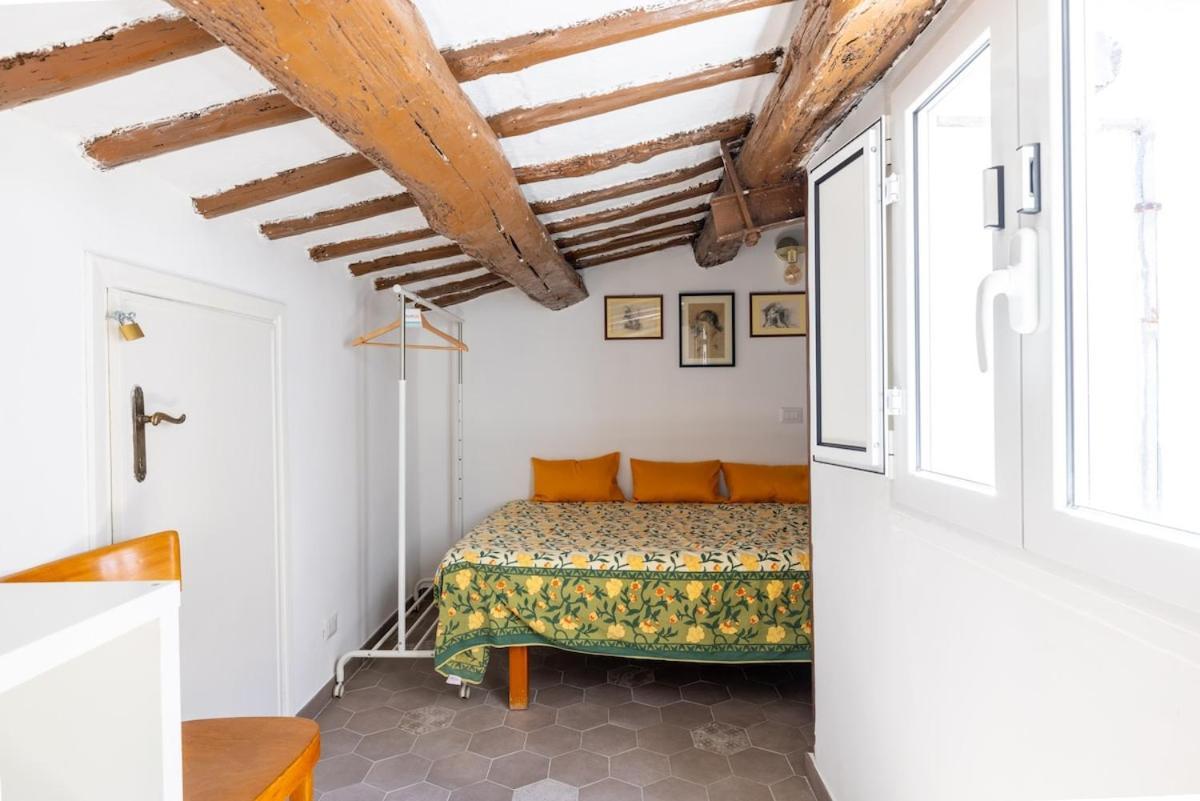 Fascinating Attic - Up To 2 Guests - Trastevere * Rom