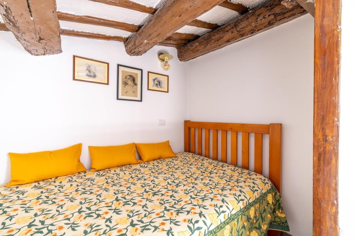 Apartment Fascinating Attic - Up To 2 Guests - Trastevere Rom