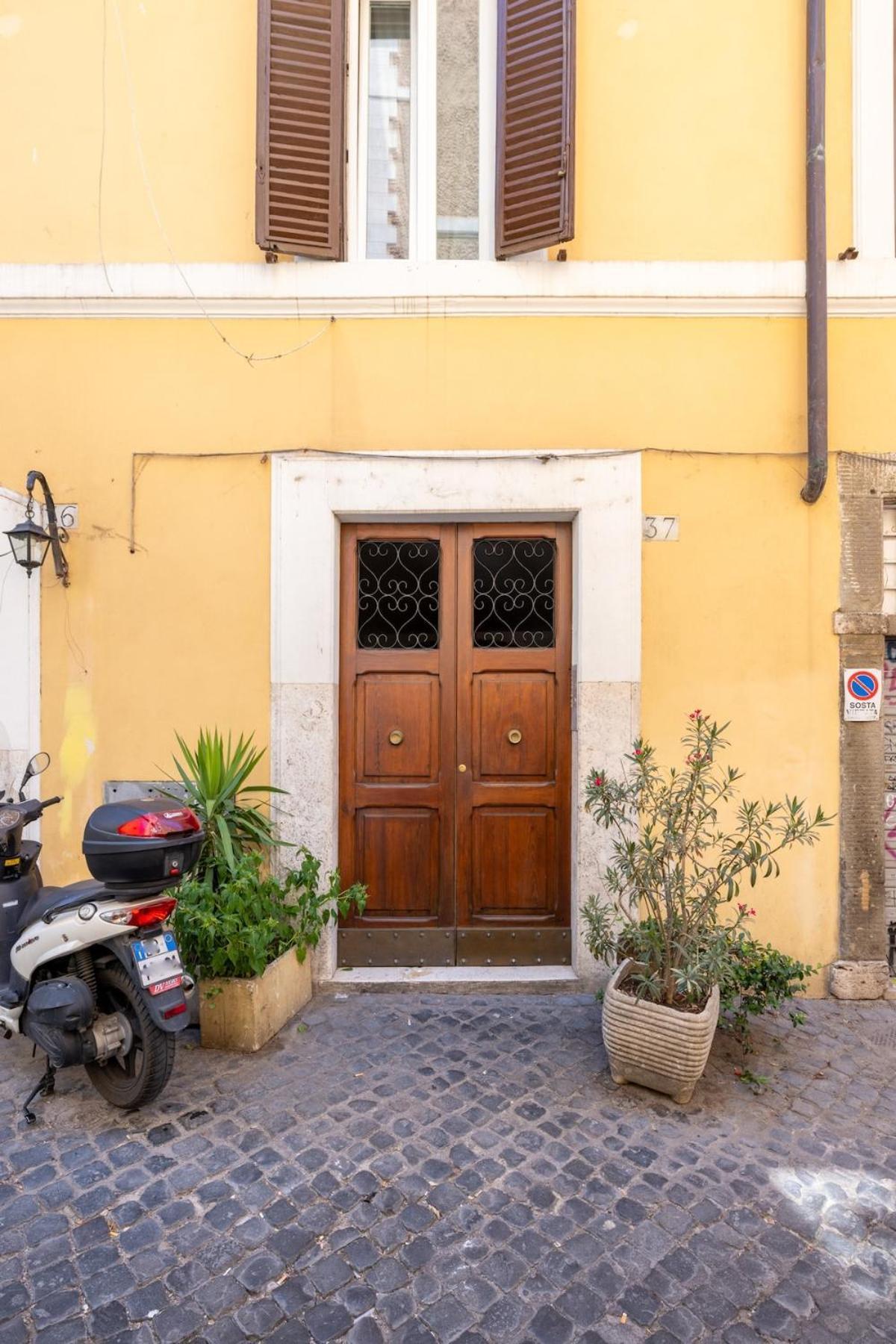 Fascinating Attic - Up To 2 Guests - Trastevere Apartment Rom
